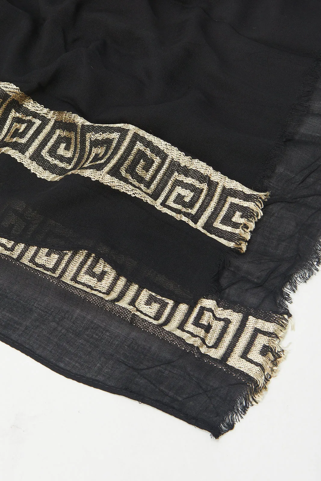 Women Black Jacquard Scarf